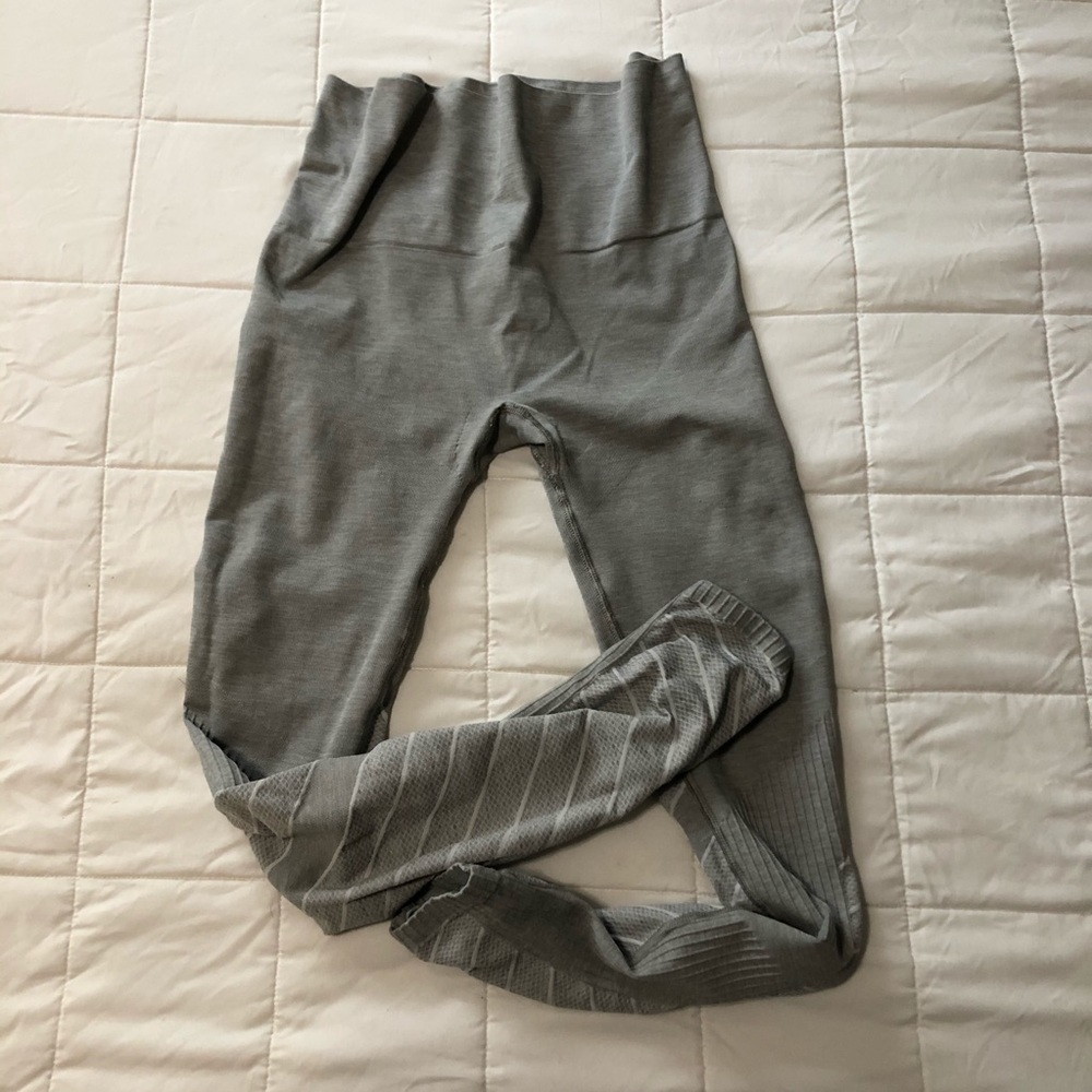 BLANQI Textured Active Fitted Leggings